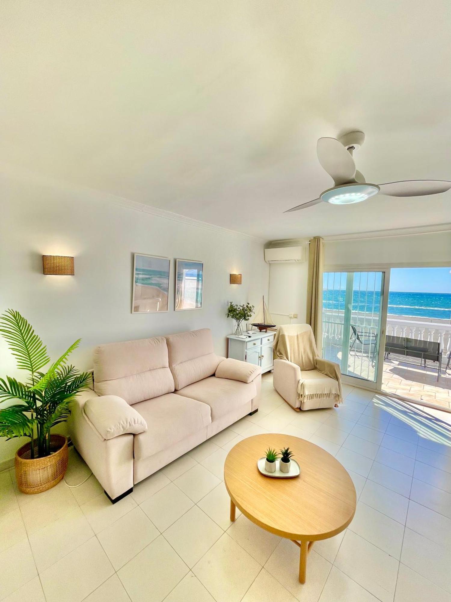 Apartamento Frontal Al Mar - Torrox Costa Zewnętrze zdjęcie